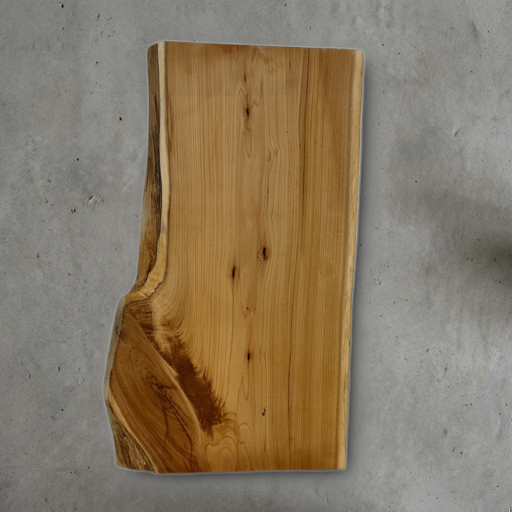 イチイ No.02 — 260 mm x 430 mm x 20 mm