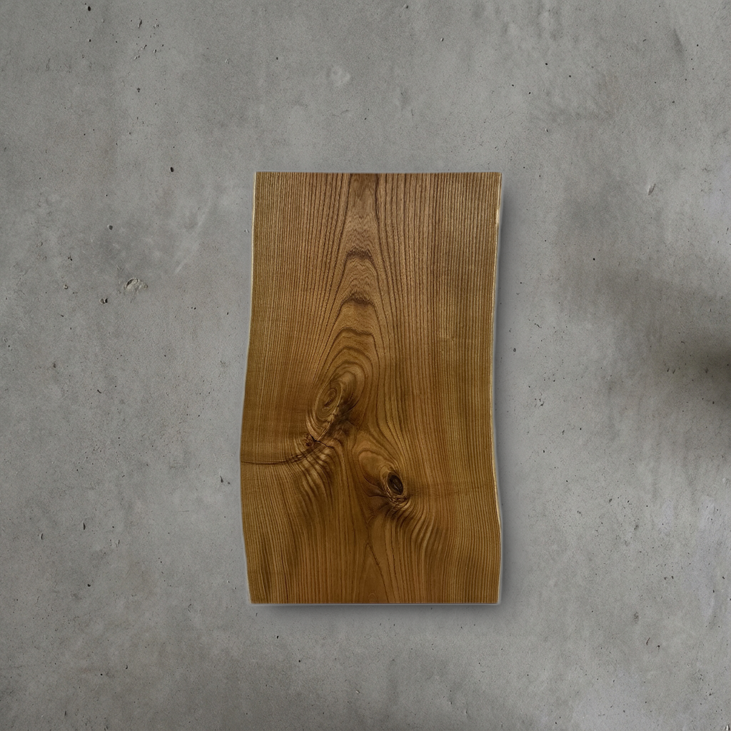 エンジュ No.02 — 350 mm x 570 mm x 25 mm