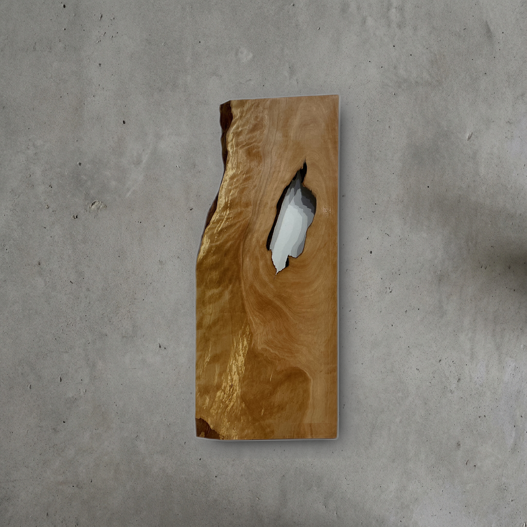 オノオレカンバ No.04 — 240 mm x 560 mm x 24 mm