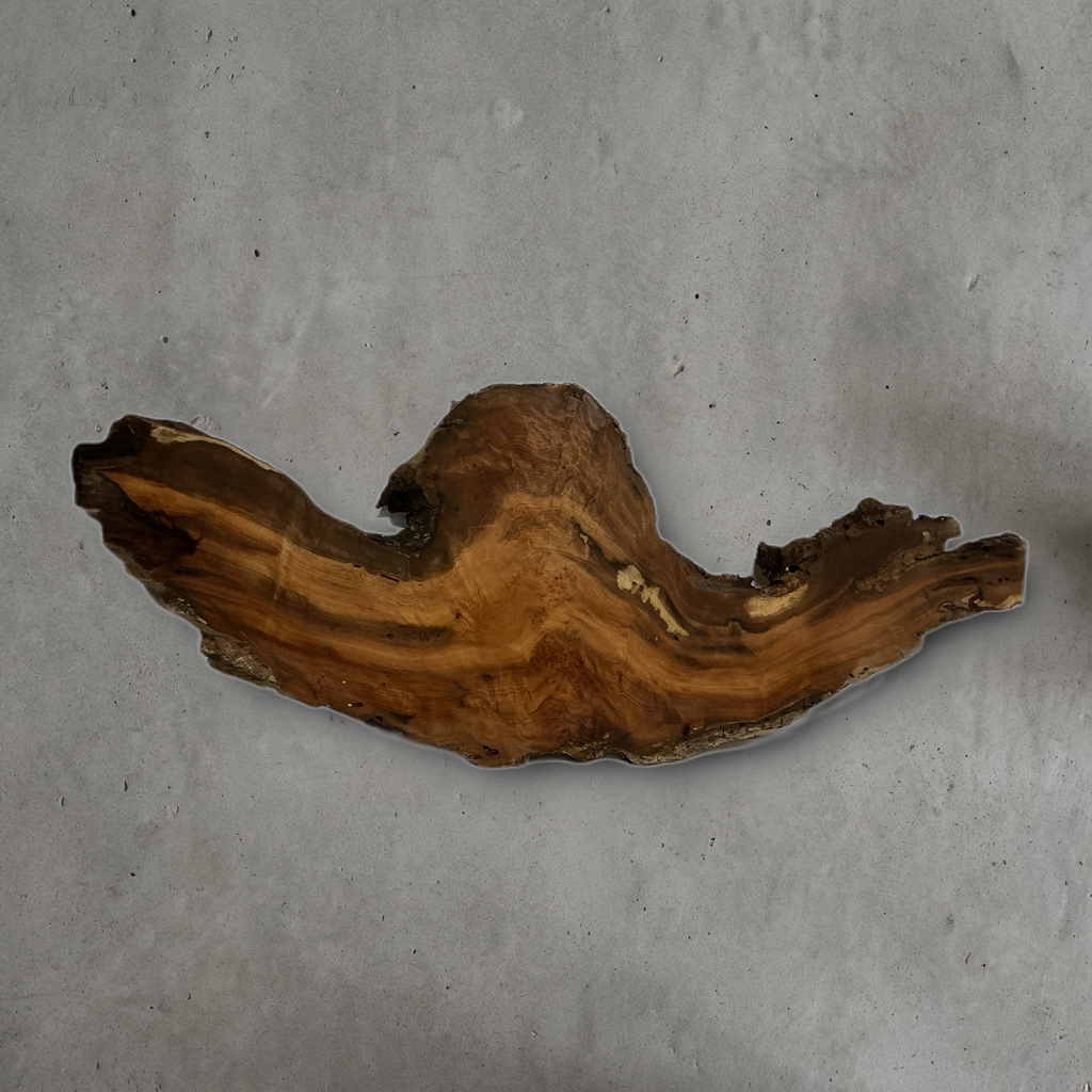 カツラ No.01 — 340 mm x 840 mm x 25 mm