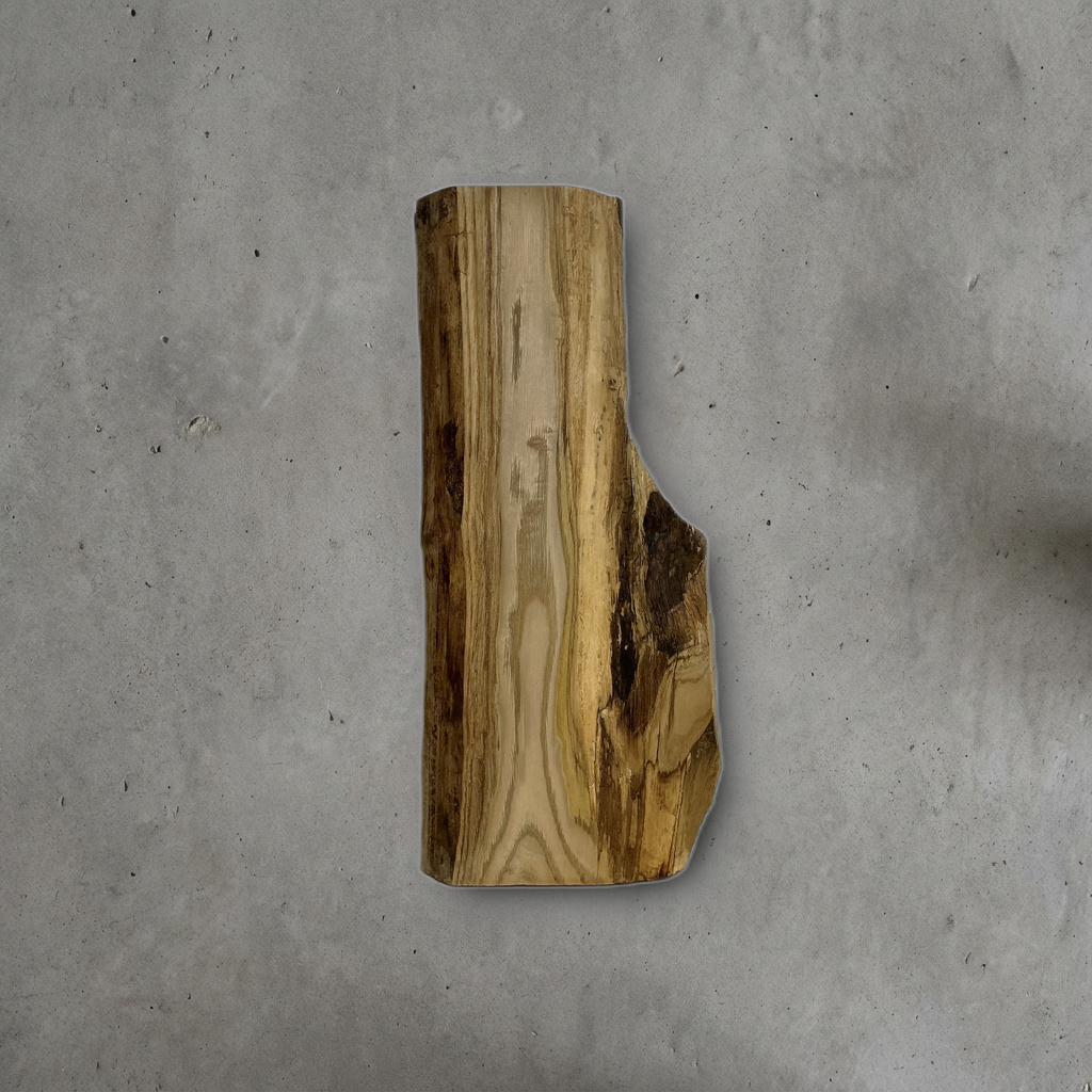 クリ No.06 — 300 mm x 670 mm x 40 mm