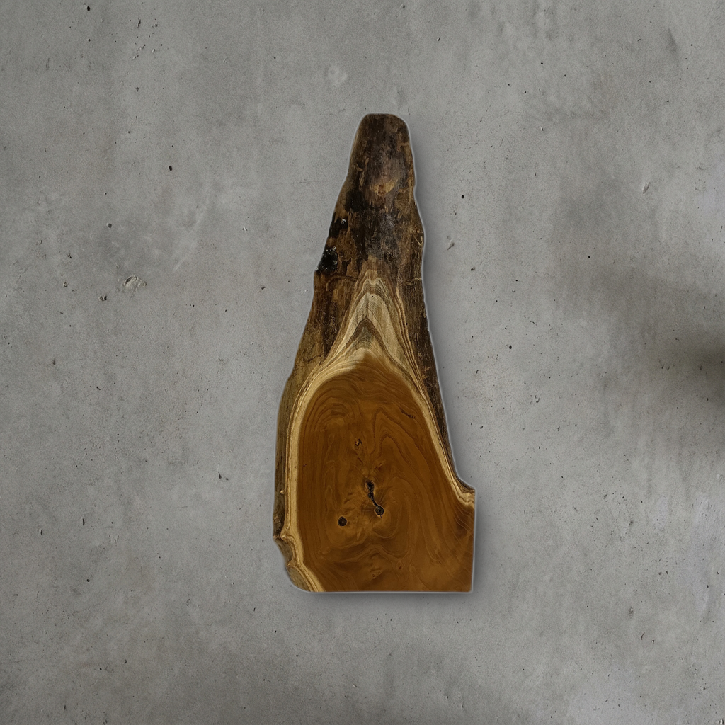 クワ No.02 — 320 mm x 780 mm x 25 mm