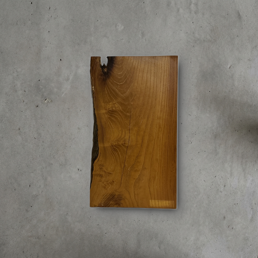 クワ No.04 — 300 mm x 530 mm x 30 mm