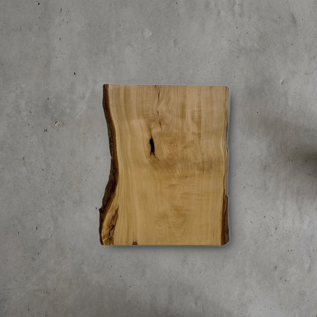 トチ No.11 — 320 mm x 380 mm x 28 mm