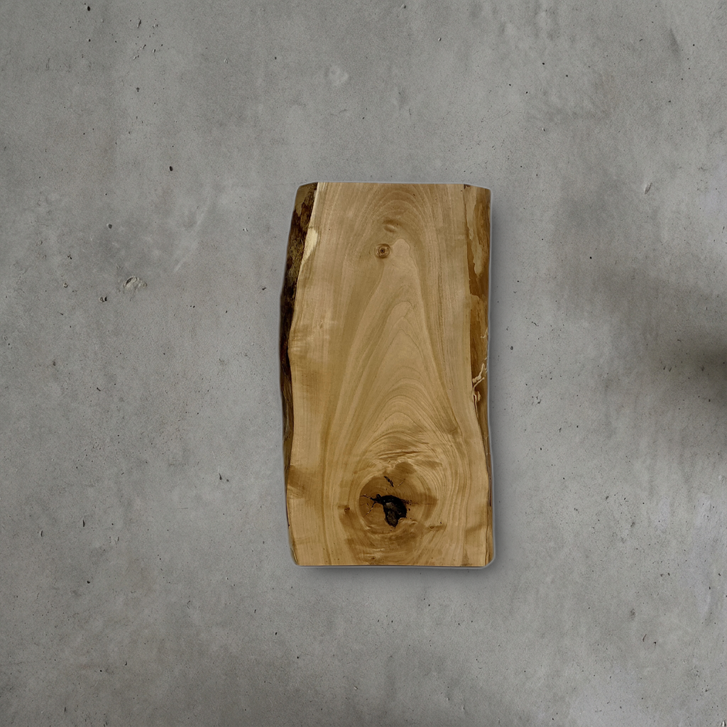 トチ No.16 — 260 mm x 420 mm x 21 mm