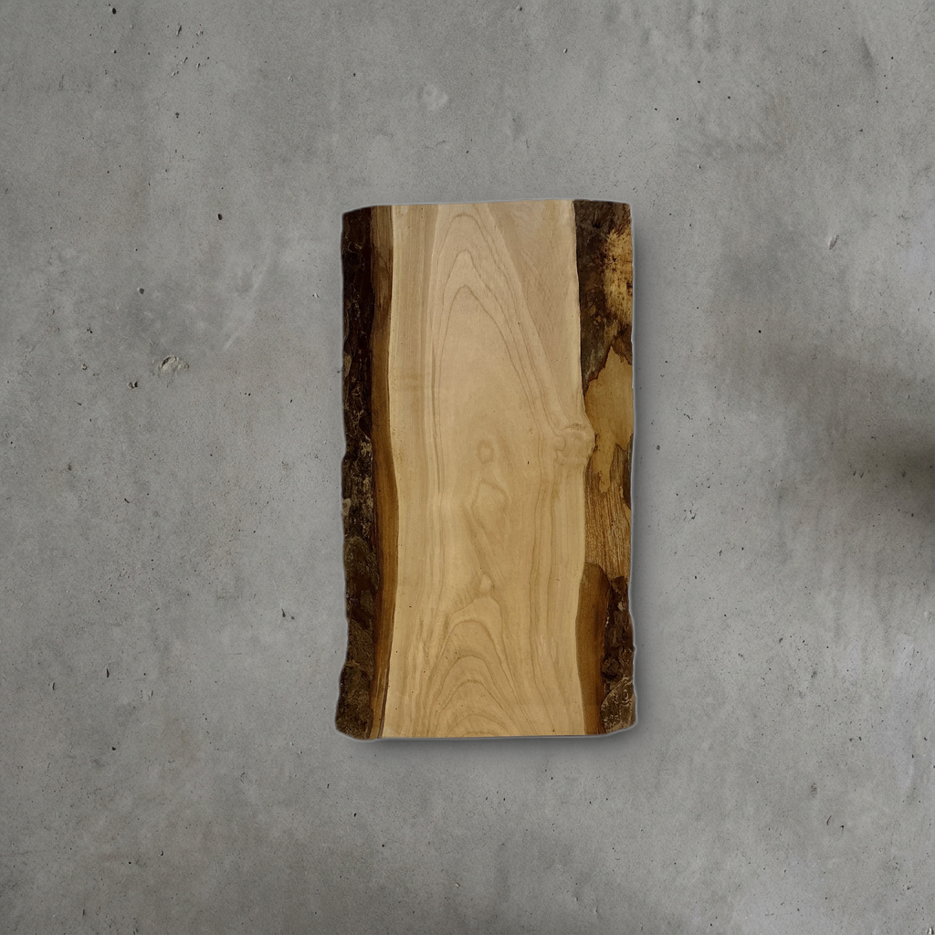 トチ No.32 — 240 mm x 420 mm x 23 mm