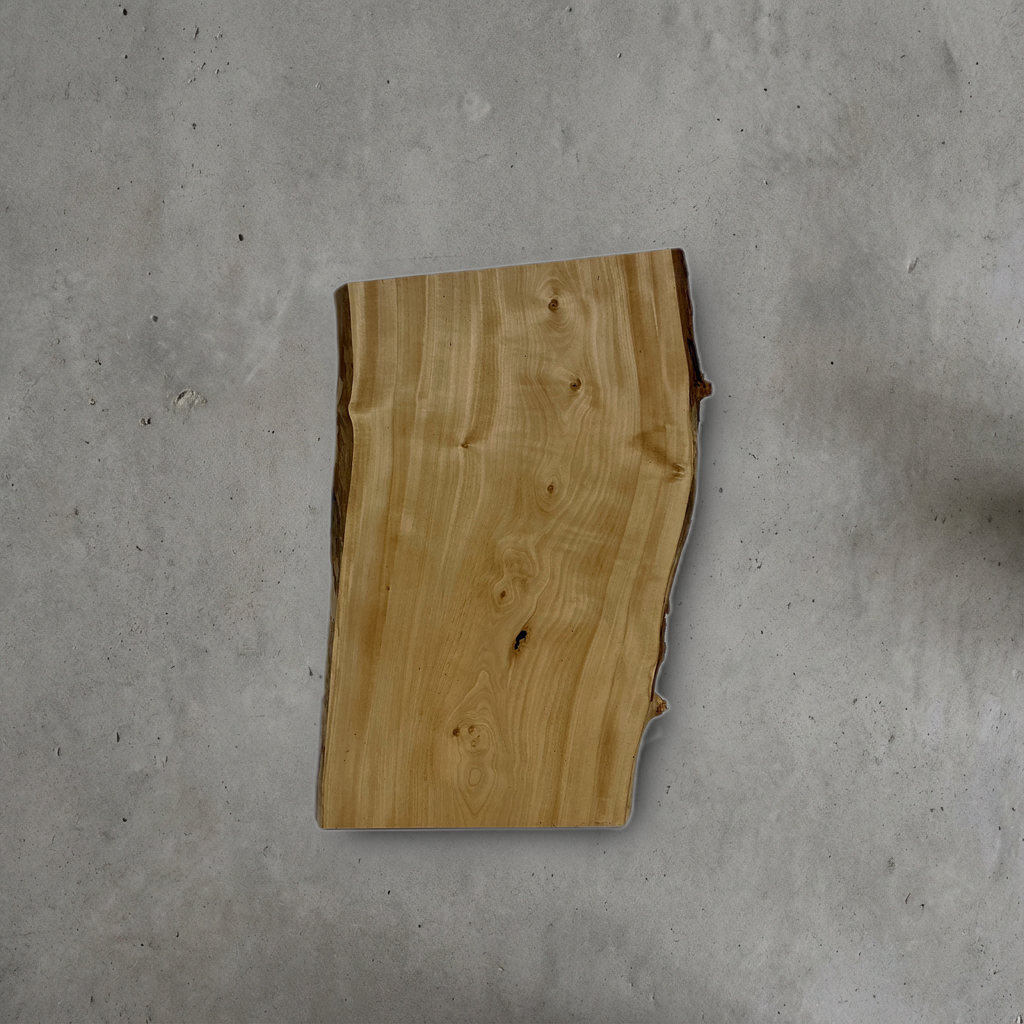 トチ No.35 — 280 mm x 430 mm x 30 mm