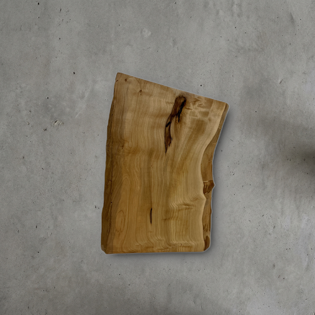 トチ No.40 — 270 mm x 400 mm x 28 mm