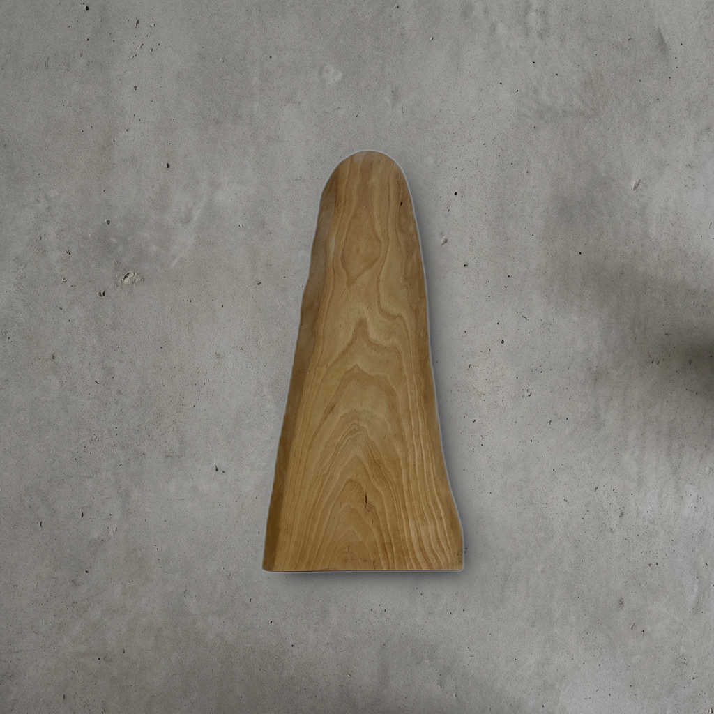 ブナ No.01 — 335 mm x 680 mm x 23 mm