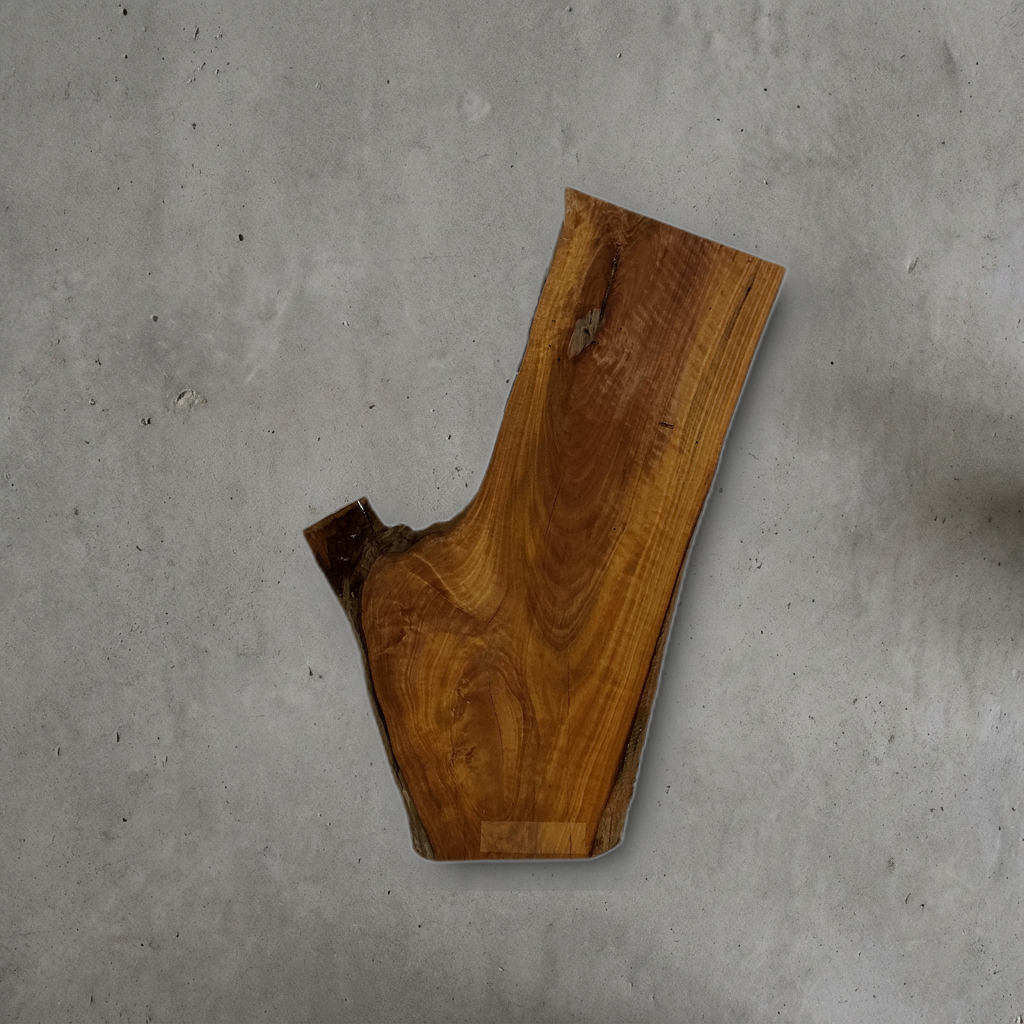 ヤマモモ No.33 — 250 mm x 430 mm x 19 mm